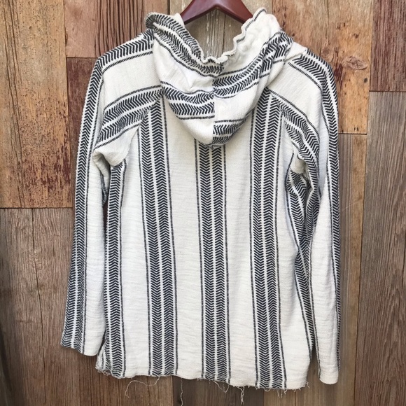 Ocean Drive Tops - Ocean Drive Pullover M